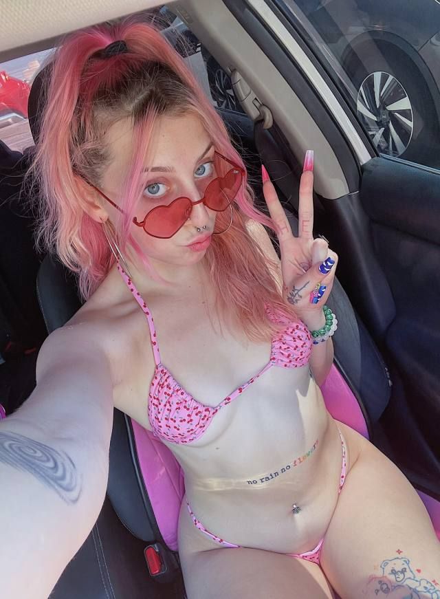 I squirt💦🍑and I'm ready to have some fun hum for an unforgettable experience🍆🍆🍑💦 - Image 2